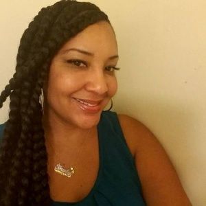 Meet your Posher, Truly